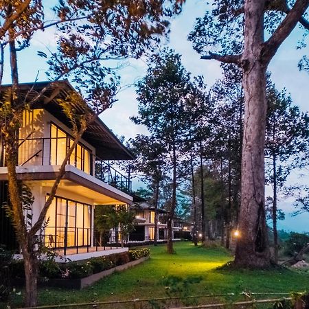 The River Resort Тямпасак Экстерьер фото